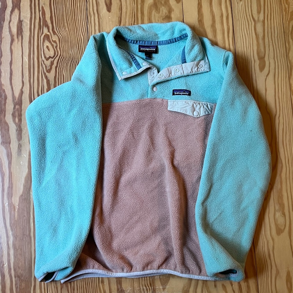 Patagonia Synchilla Teal and Pink Fleece Pullover